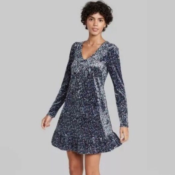 New WITH TAGS  Wild Fable Floral Print Long Sleeve Velvet Drop Hem Dress sz M - Picture 1 of 8